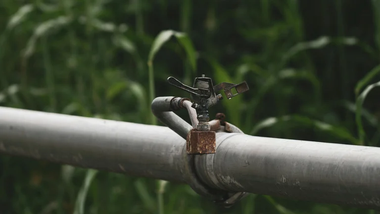 Tecnologias de Irrigação Inteligente para Sua Agricultura