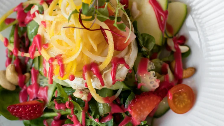 Microgreens na Culinária: Dicas e Ideias Criativas para Refeições Incríveis